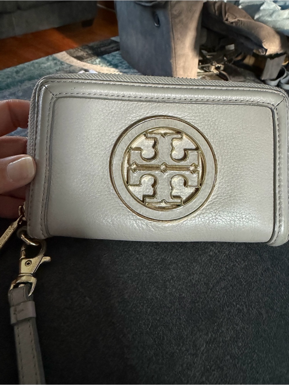 Tory Burch Amanda  Leather wallet Wristlet with Gold Logo